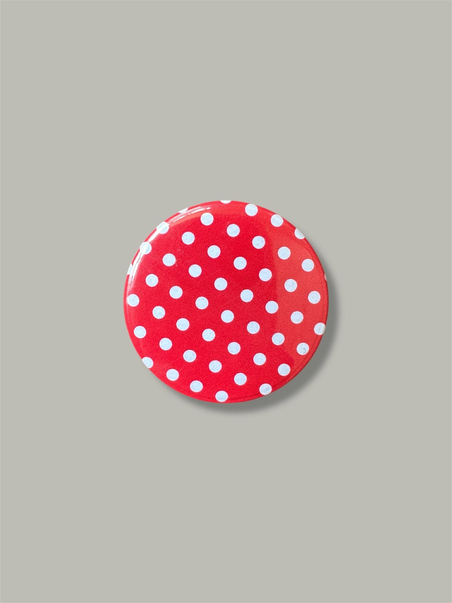Pin badge set